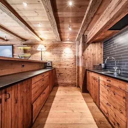 Snowcrest, Verbier- By Emerald Apartment