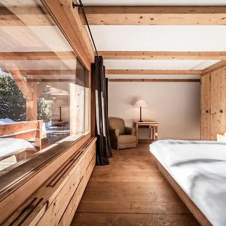 Snowcrest, Verbier- By Emerald *